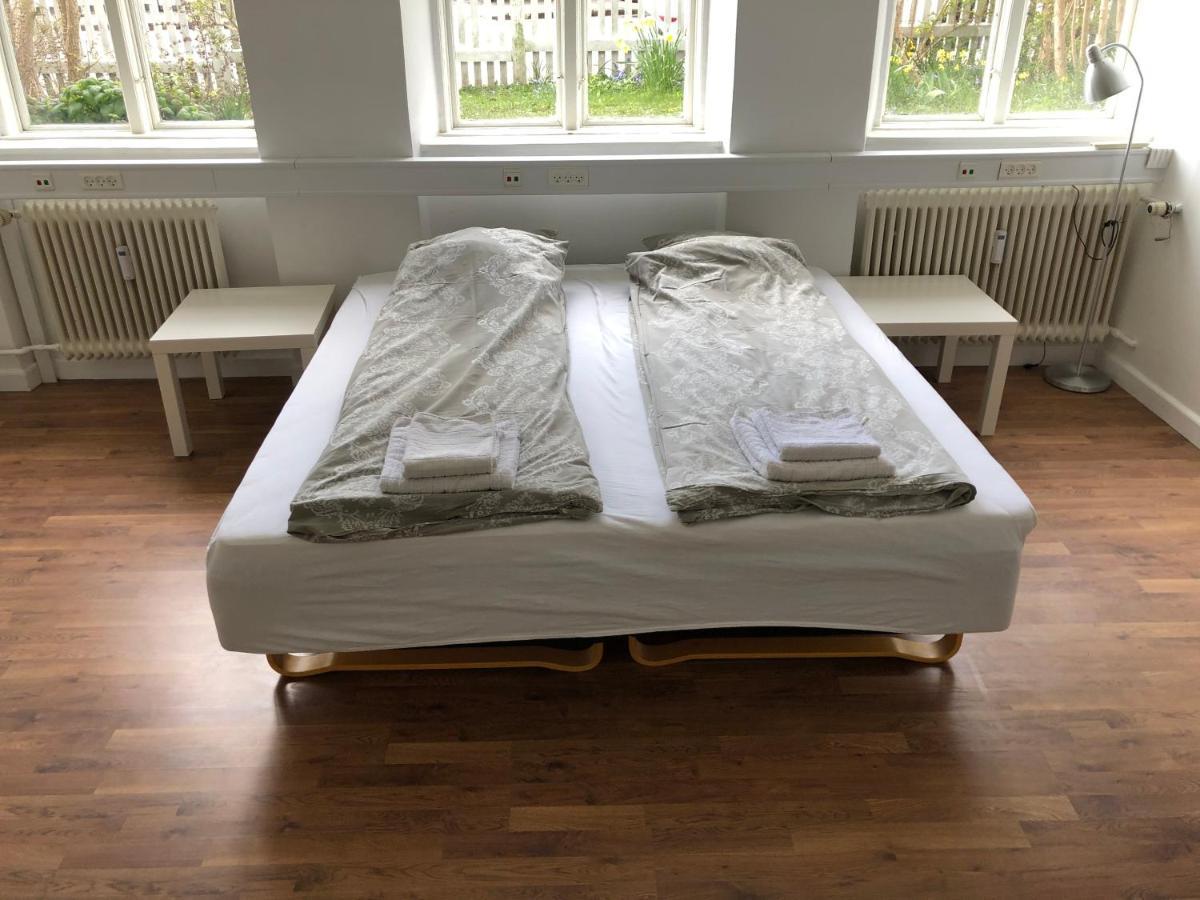 Rooms In Quiet White Villa Apartment Hortensiavej 8 On Frederiksberg C Kopenhag Dış mekan fotoğraf