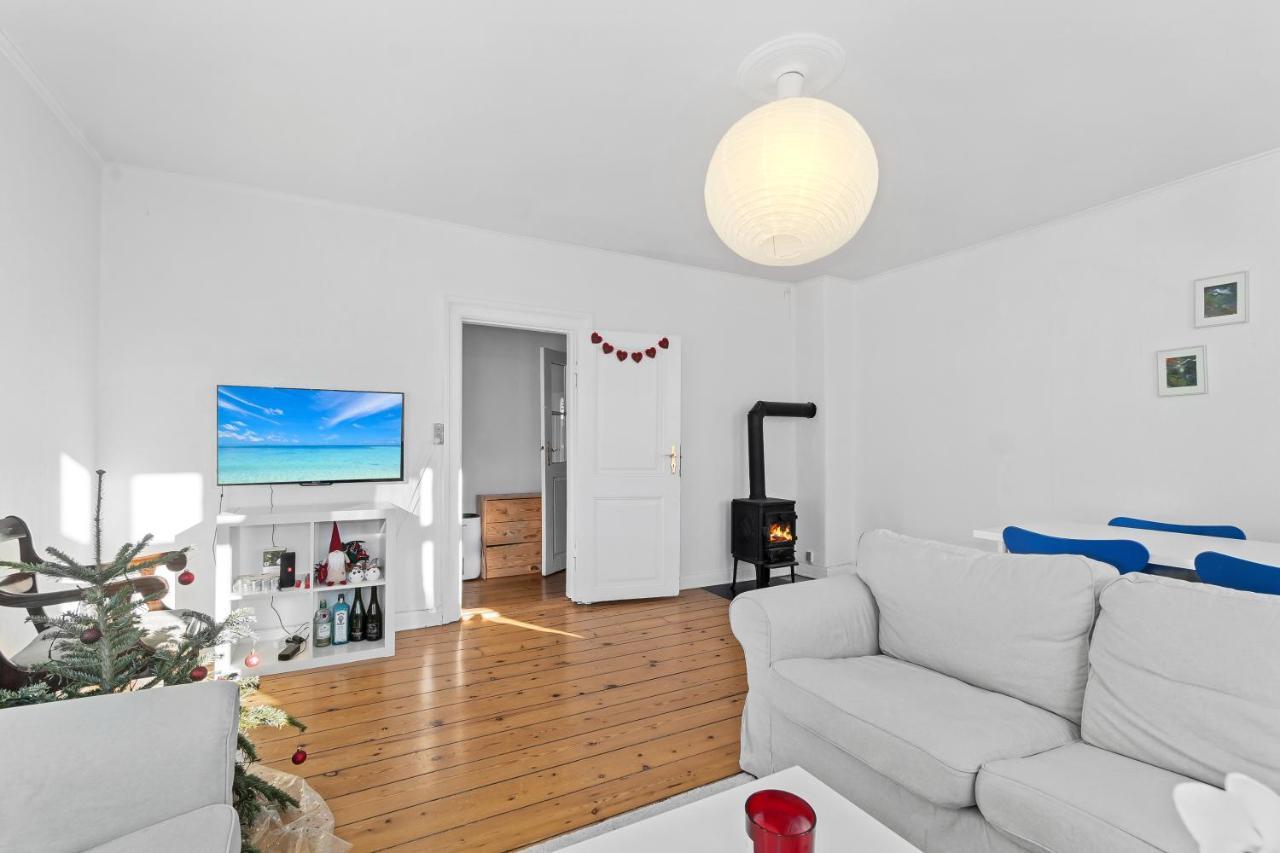 Rooms In Quiet White Villa Apartment Hortensiavej 8 On Frederiksberg C Kopenhag Dış mekan fotoğraf