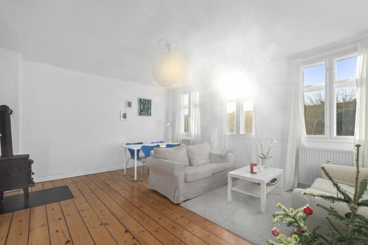 Rooms In Quiet White Villa Apartment Hortensiavej 8 On Frederiksberg C Kopenhag Dış mekan fotoğraf